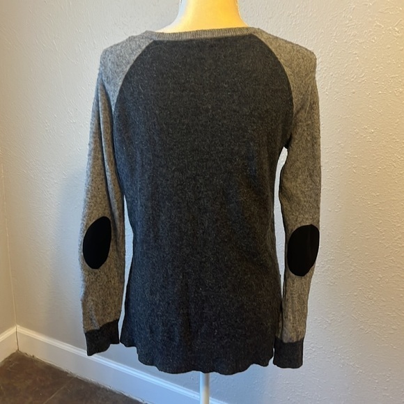 J. Crew Side-Button Elbow Patch Wool Blend Sweater Size M # B2395 - Picture 4 of 7